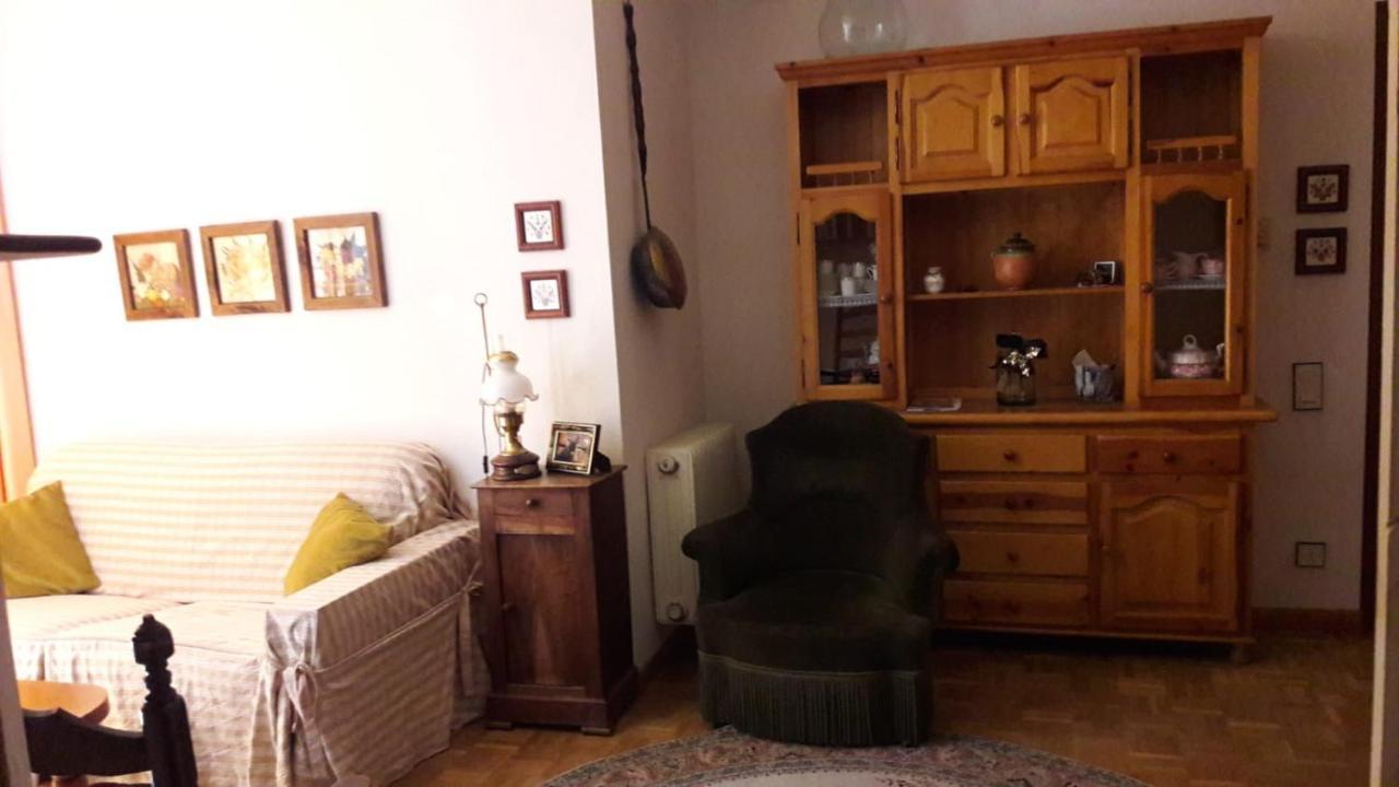 Apartamento Capelot Хака Екстер'єр фото