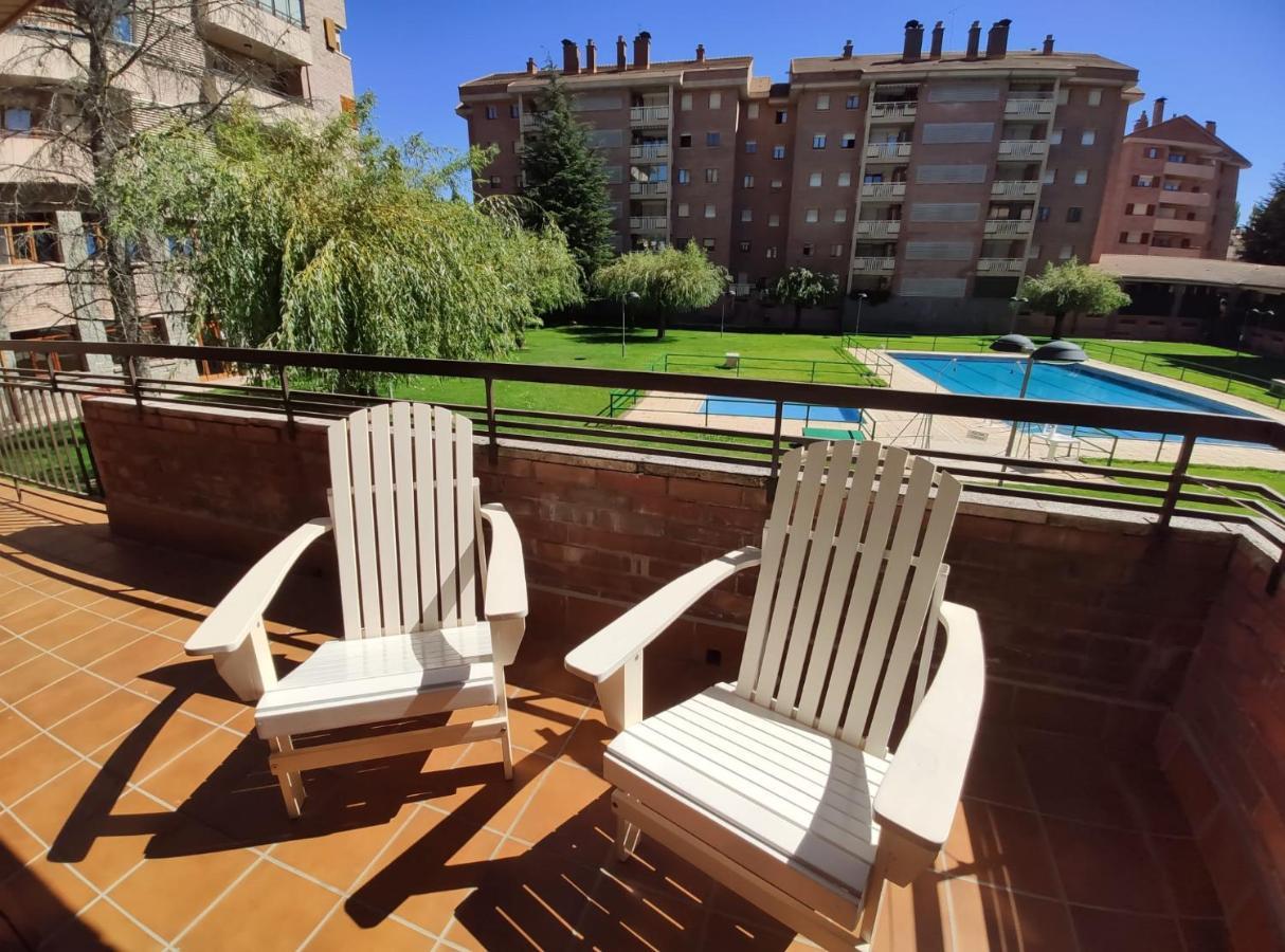 Apartamento Capelot Хака Екстер'єр фото