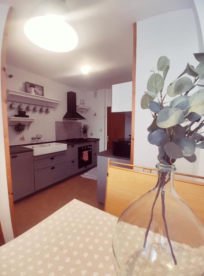 Apartamento Capelot Хака Екстер'єр фото