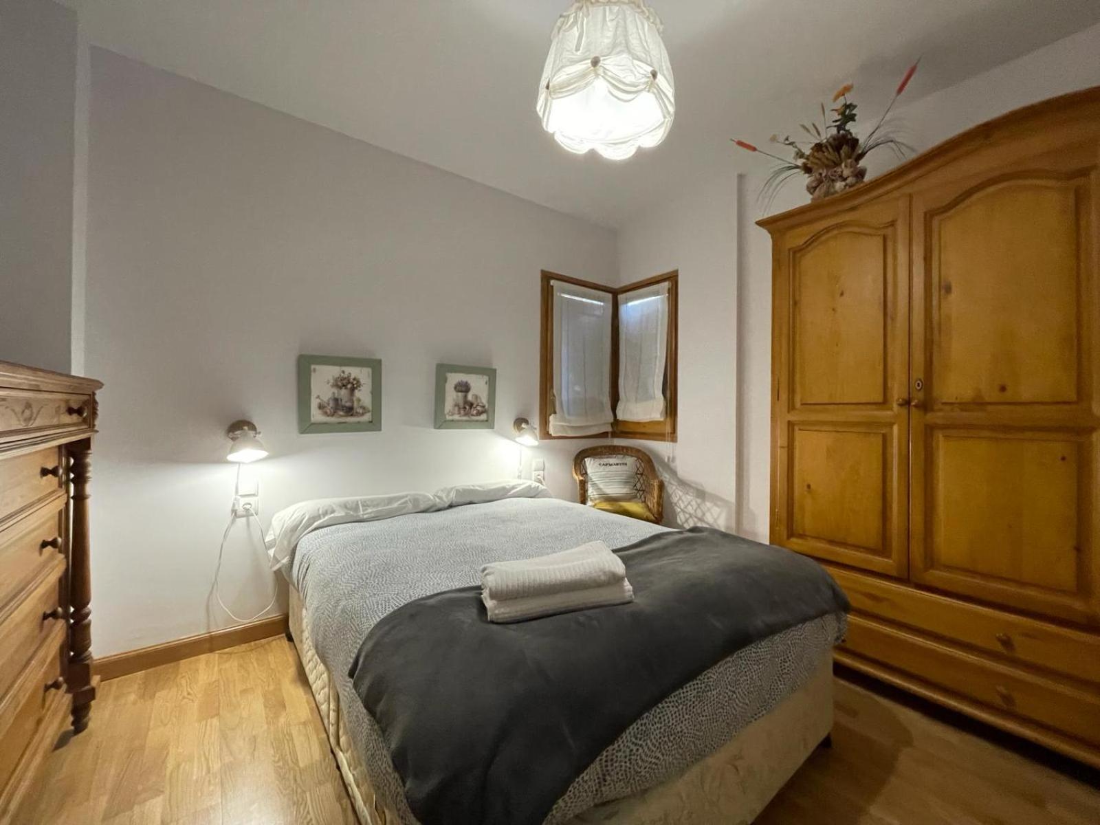 Apartamento Capelot Хака Екстер'єр фото